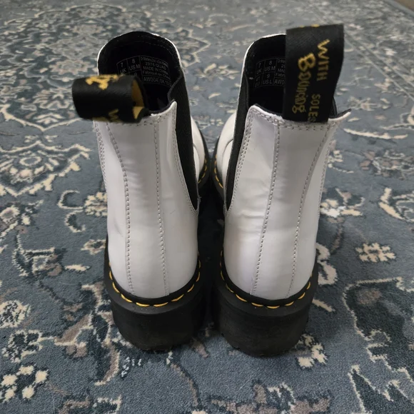 Dr. Martens 2976 Smooth Leather Platform Chelsea Boots - Picture 3 of 9